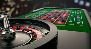 Live blackjack table interface on danatoto heylink showing dealer, cards, and betting controls